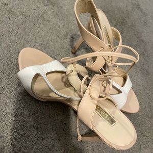 Guess heels